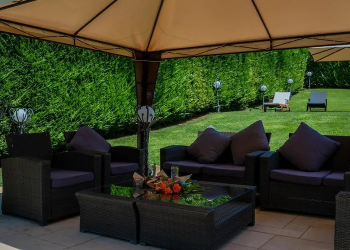 Le Ortensie 4* ロッカラーゾ