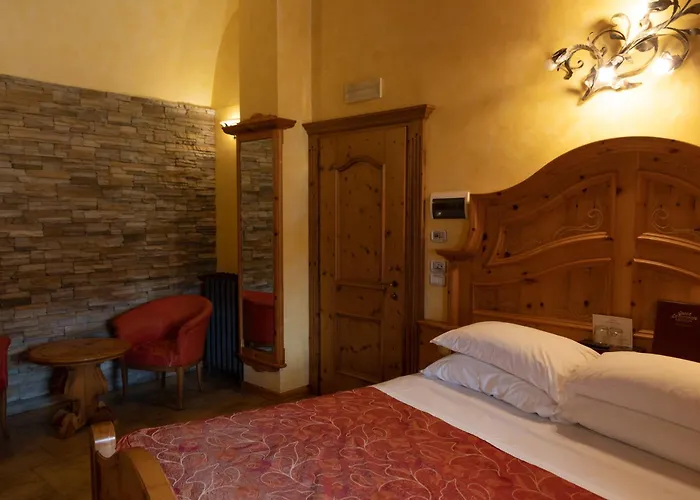 Le Ortensie 4* ロッカラーゾ